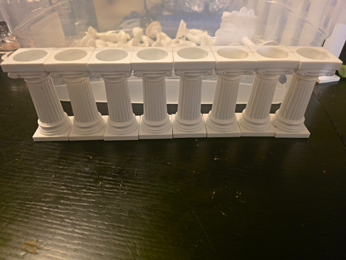 White plastic cake pillars - cake,